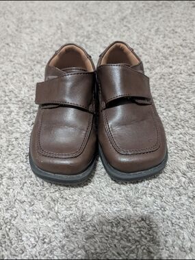 smartfit Brown Kids Velcro Dress Shoes